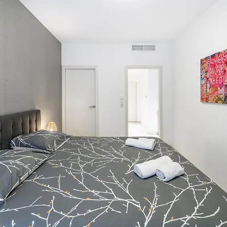 Frontiere Monaco, Terrasse Vue Mer, Tour Odeon - Ap Apartment *