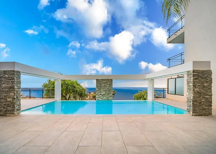 Appartement Frontiere Monaco, Terrasse Vue Mer, Tour Odeon - Ap