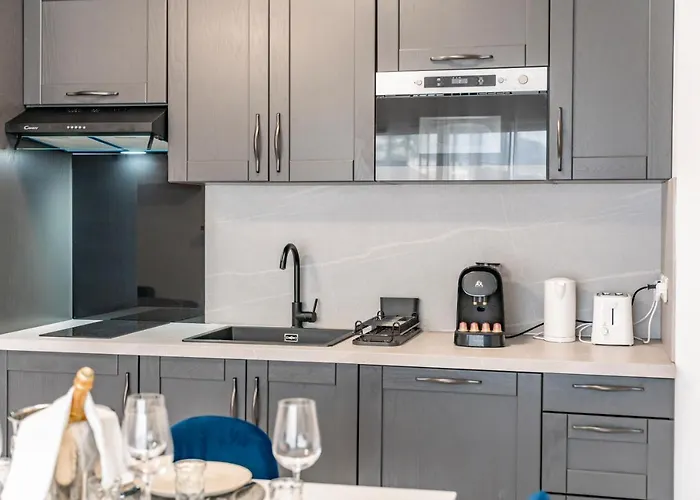 Appartement Frontiere Monaco, Terrasse Vue Mer, Tour Odeon - Ap